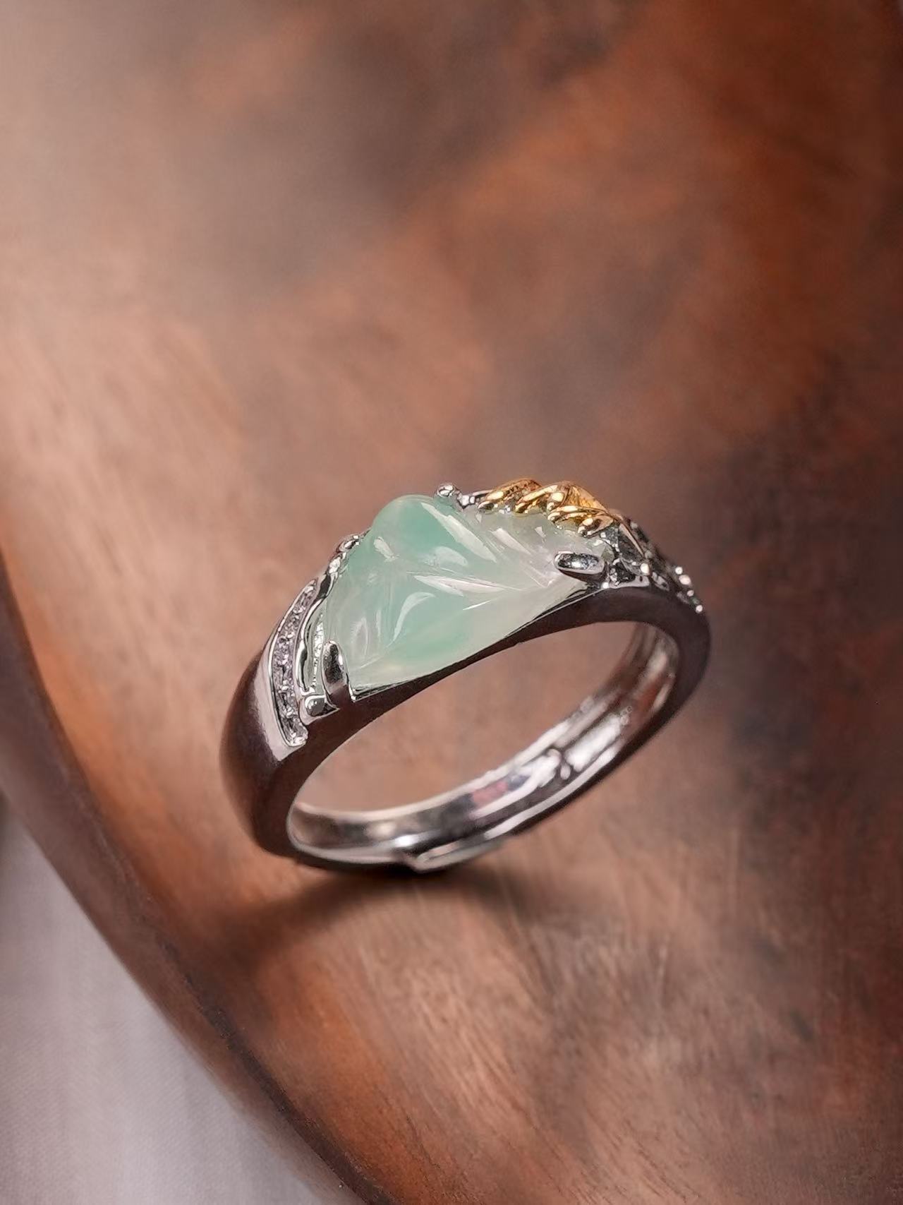 Chalcedony Ring - Reflection of Green Sprigs