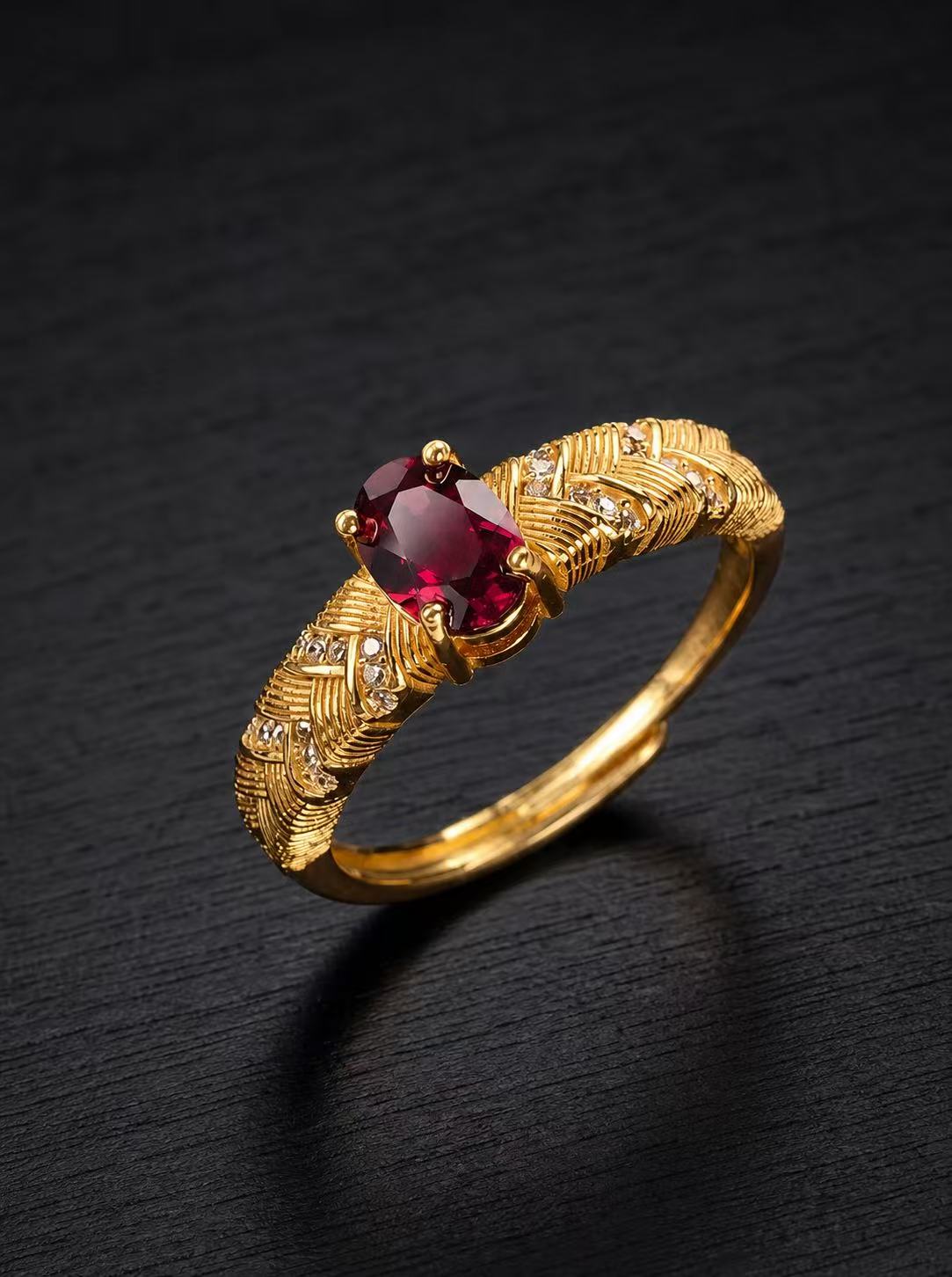Garnet-Oval Brilliant Cut Ring-Golden Wheat