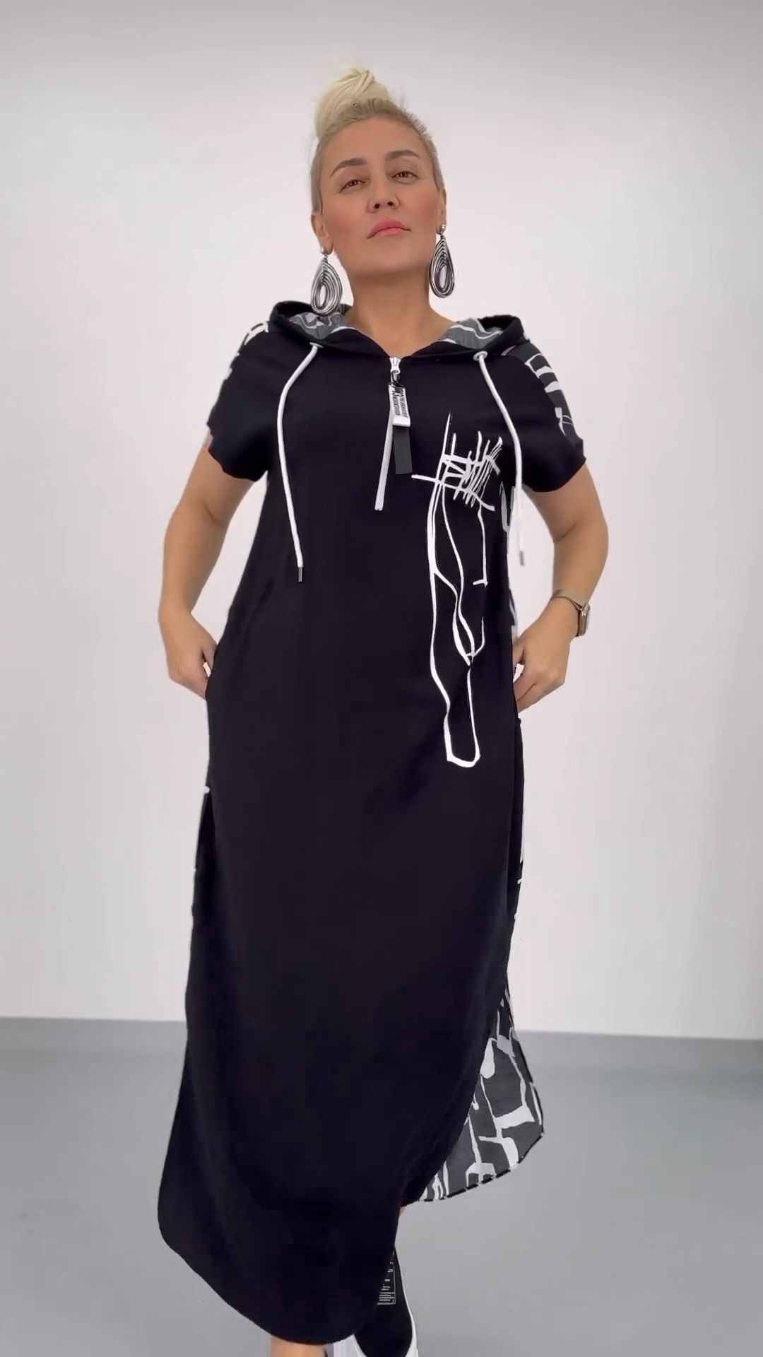 Kolor:czarny|Rozmiar:S[40-50KG]