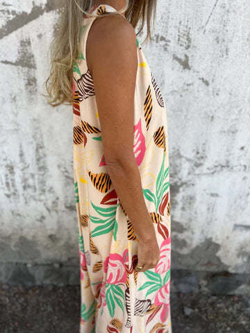 Sukienka damska z wzorem liści, dekoltem w serek, bez rękawów, sięgająca do ziemi