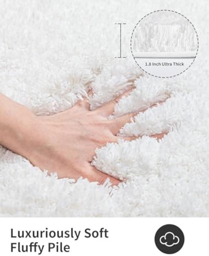 White Bathroom Rug 24" x 17" Small Non-slip Super Absorbent Extra Thick Soft Washable Bathroom Floor Mat Suitable for Floor Non-shedding Microfiber Plush Fluffy Bathroom Rug Suitable for Bathtub Shower Room Sink