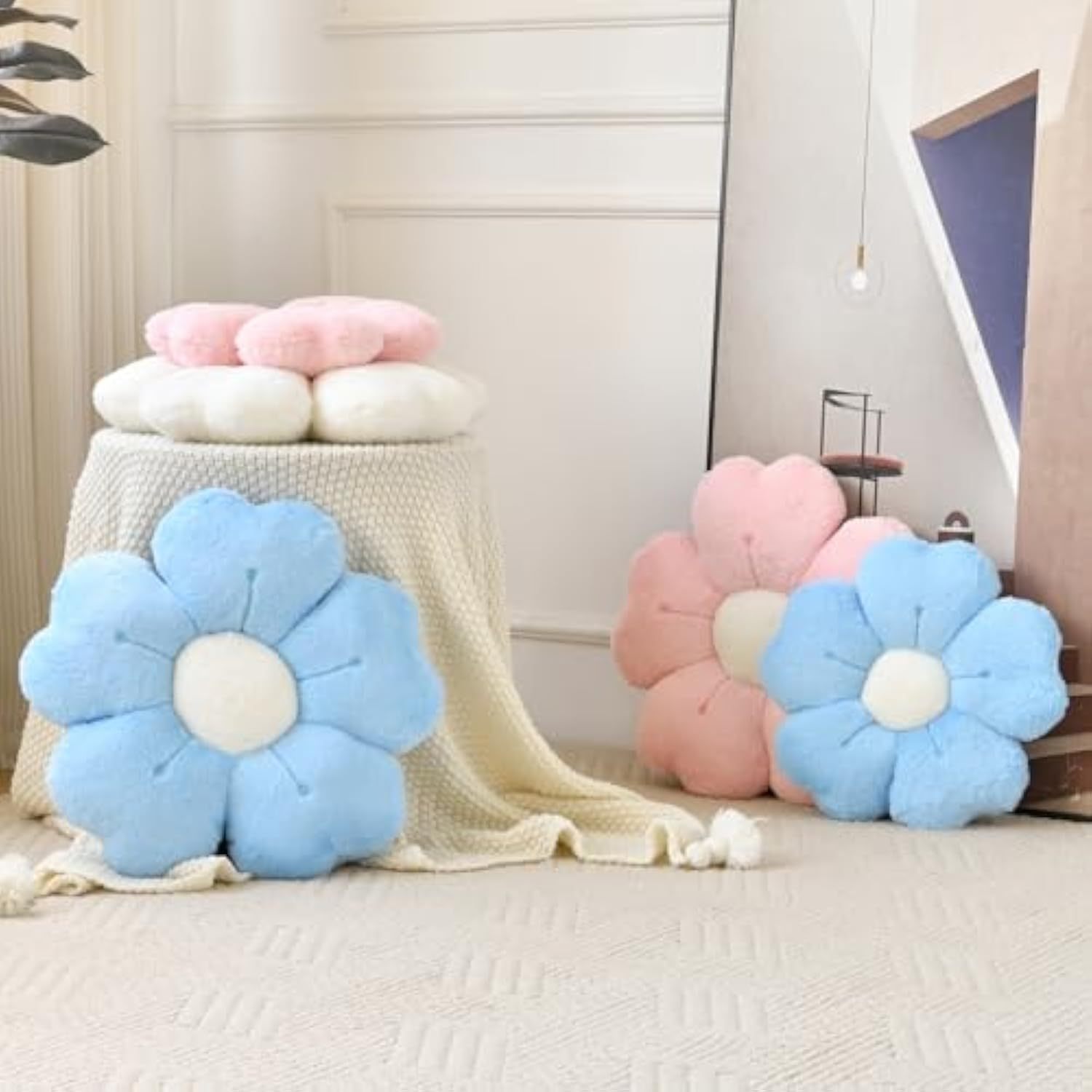 Flower Pillow, Flower Shaped Decorative Pillow, Suitable for Bed Sofa, Cute Daisy Pillow Dormitory Decorative Floor Cushion (White, 15 Inch)