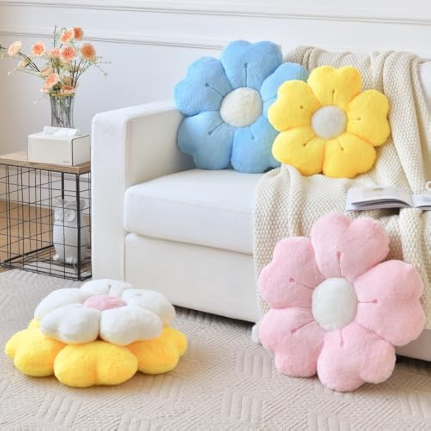Flower Pillow, Flower Shaped Decorative Pillow, Suitable for Bed Sofa, Cute Daisy Pillow Dormitory Decorative Floor Cushion (White, 15 Inch)
