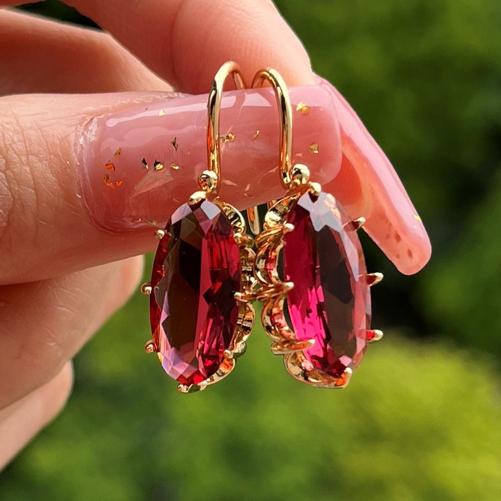 🎁 Productos populares de 2024 Gran reducción de precio ✨ Pendientes Gucci de oro de 18 quilates con piedras preciosas nobles reales 💎