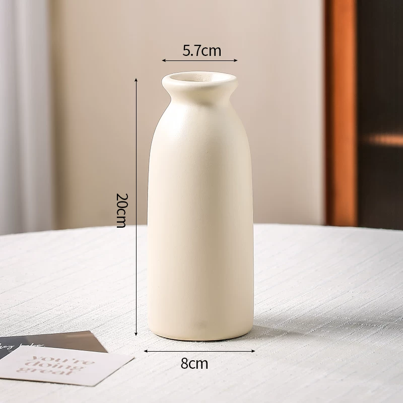 New Chinese style blue and white porcelain ceramic vase for flower arrangement, retro water-based vase for living room.
