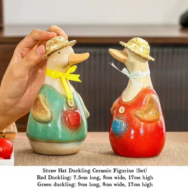 Jingdezhen creative ceramic ornaments, decorative tabletops, simple, niche, cute porcelain, high-end small decorations for living rooms and bedrooms.