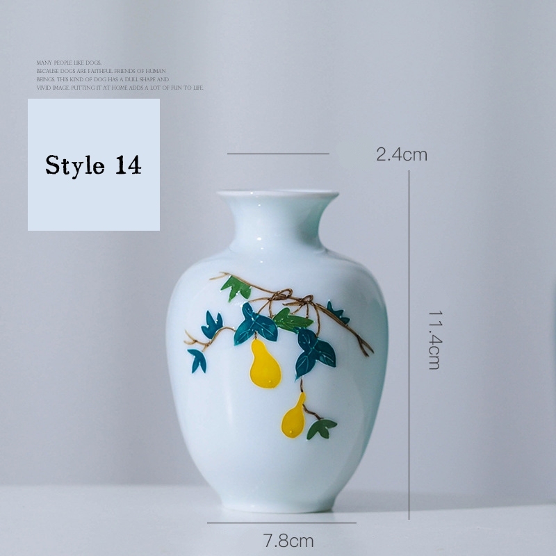 New hand-painted white porcelain mini vase, creative ceramic vase, white porcelain flower vase, mini porcelain ornament.