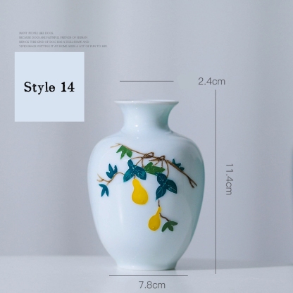 New hand-painted white porcelain mini vase, creative ceramic vase, white porcelain flower vase, mini porcelain ornament.