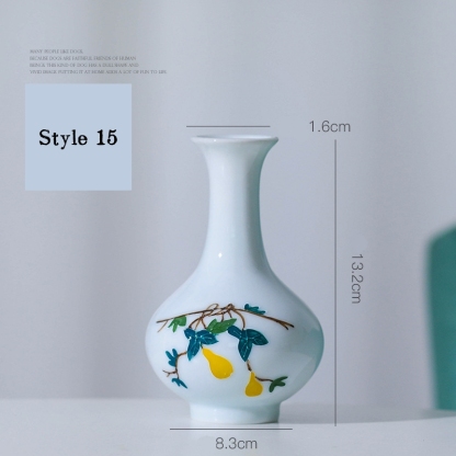 New hand-painted white porcelain mini vase, creative ceramic vase, white porcelain flower vase, mini porcelain ornament.