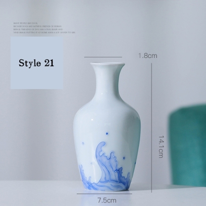 New hand-painted white porcelain mini vase, creative ceramic vase, white porcelain flower vase, mini porcelain ornament.