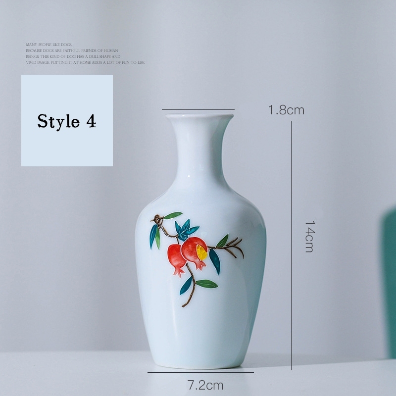 New hand-painted white porcelain mini vase, creative ceramic vase, white porcelain flower vase, mini porcelain ornament.