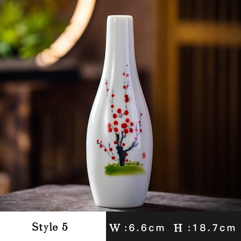 Miniature ceramic ornaments, simple hydroponic flower vase, hand-painted small vase for home living room countertops.
