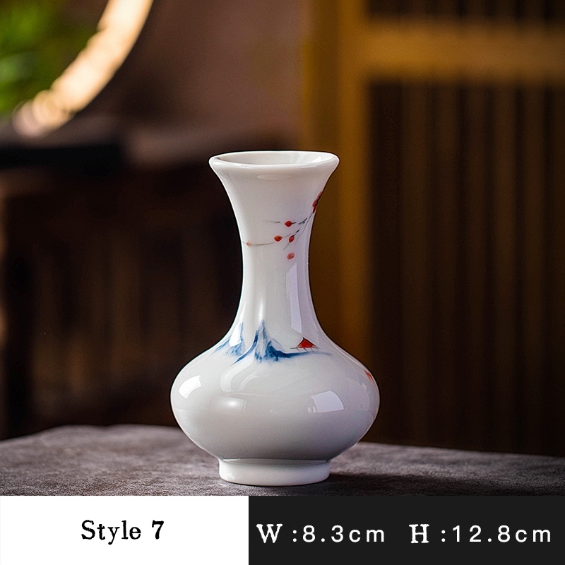Miniature ceramic ornaments, simple hydroponic flower vase, hand-painted small vase for home living room countertops.