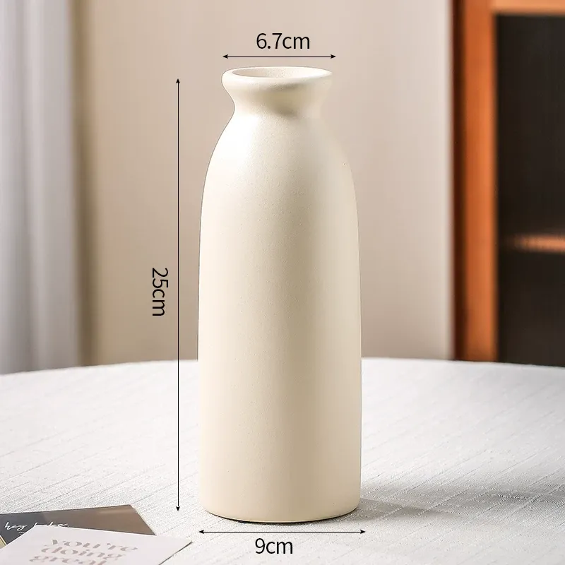 New Chinese style blue and white porcelain ceramic vase for flower arrangement, retro water-based vase for living room.