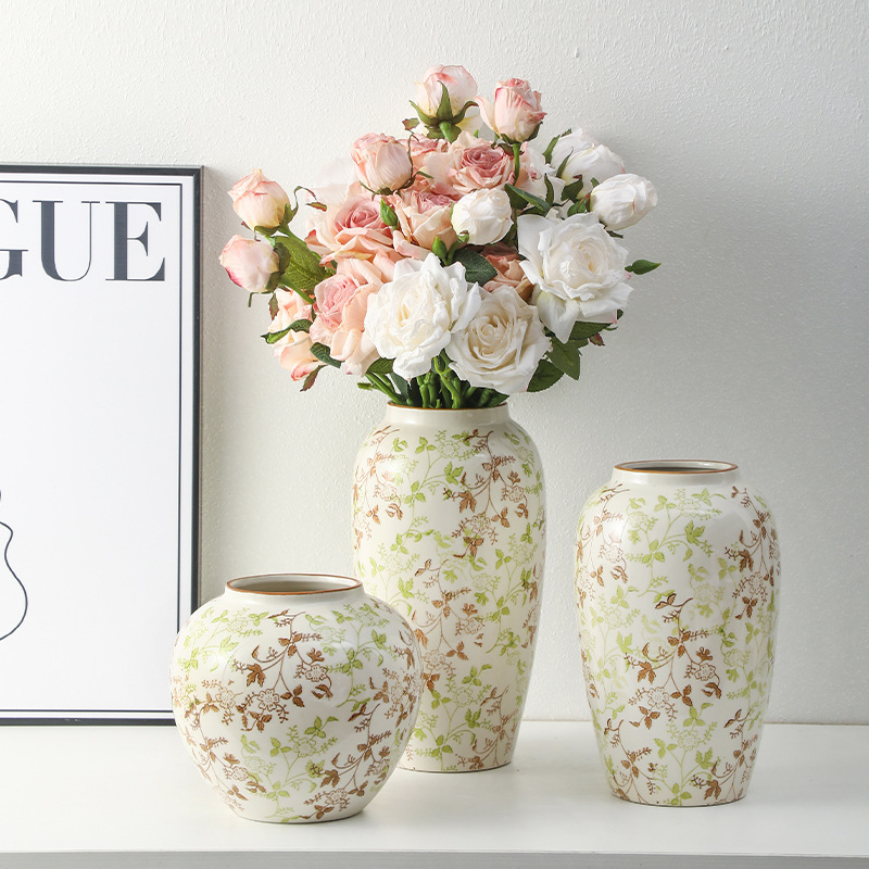 High-end retro-style new Chinese blue and white porcelain vase three-piece set for living room and dining room, floral arrangement, home decoration.