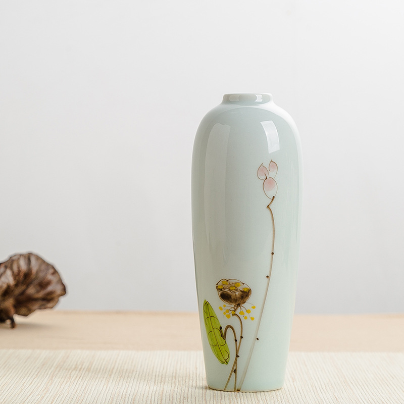 Jingdezhen ceramic hand-painted lotus flower vase, tea room ornament, dried flower hydroponic vase, living room three-piece decoration set.