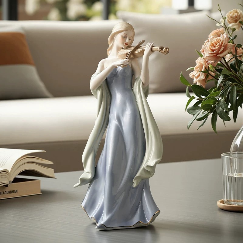 European-style ceramic figurines of Western beauties, suitable for living room wine cabinets, TV stands, home decorations, and holiday gifts.