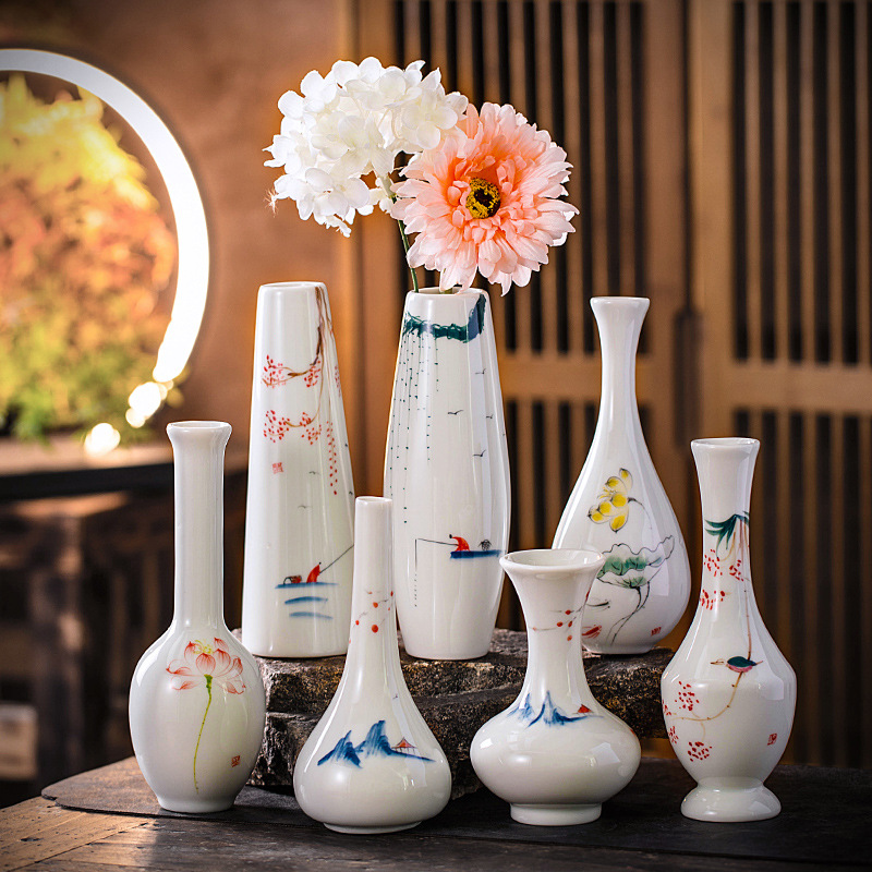 Miniature ceramic ornaments, simple hydroponic flower vase, hand-painted small vase for home living room countertops.