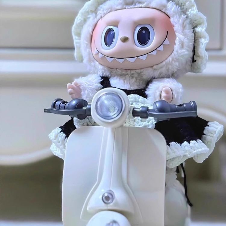 Labubu electric motorcycle toy with accessories can move, lift the front of the car, and turn