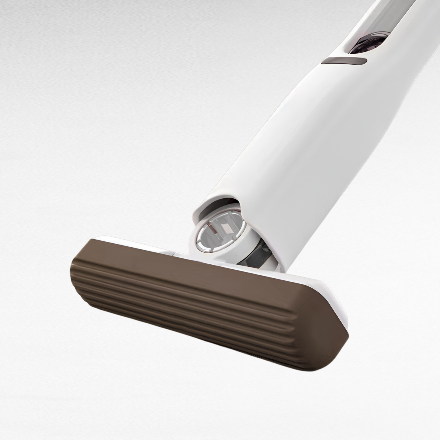 Folding mini desktop mop