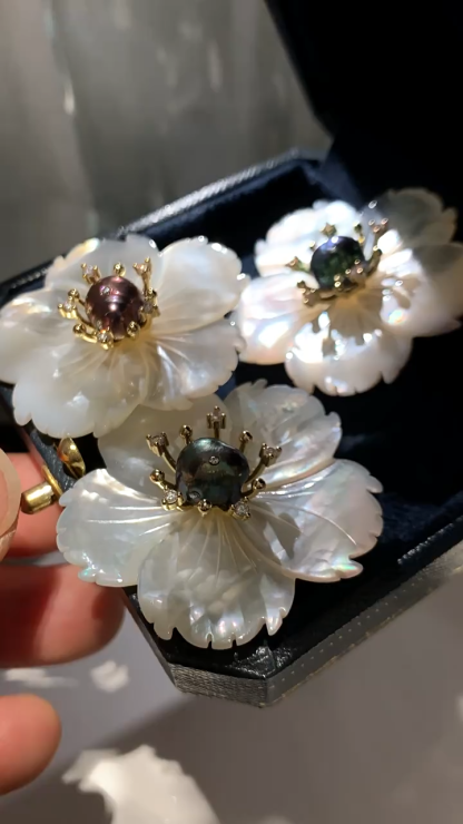 Black Baroque Pearl & Shell Flower Natural Sea Shell & Freshwater Pearl Brooch – Timeless Elegance & Sophisticated Grace