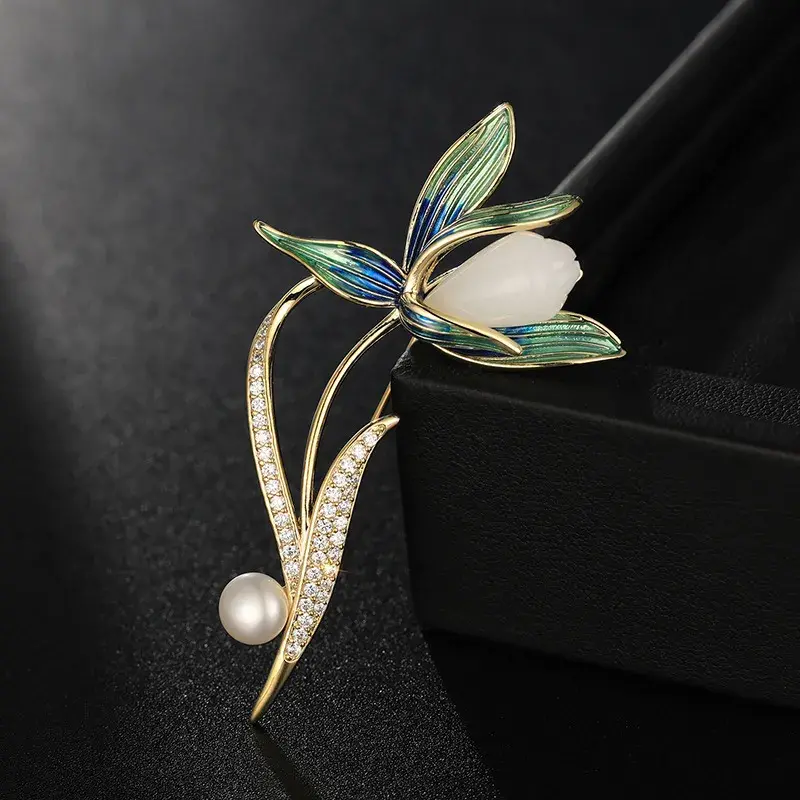Freshwater Pearl Enamel Magnolia Brooch – Artistic Vintage Style & Timeless Elegance