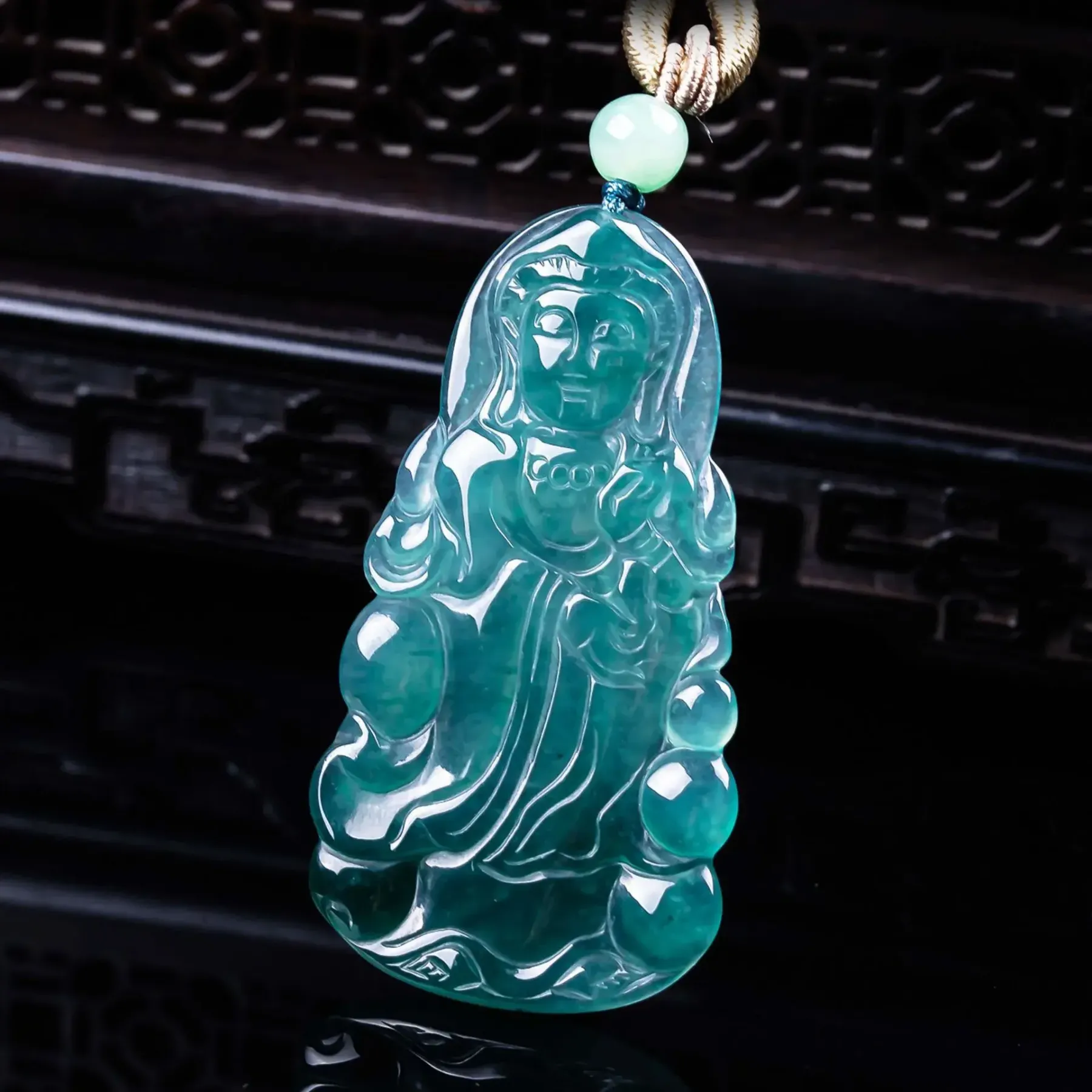 Guanyin Bodhisattva Jadeite Pendant – Divine Protection, Compassion & Auspicious Harmony