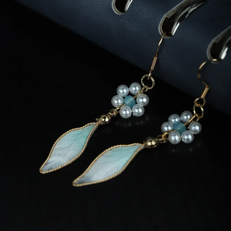 Handcrafted Ronghua Leaf & Shell Pearl Flower Earrings – Growth & Renewal Blessings
