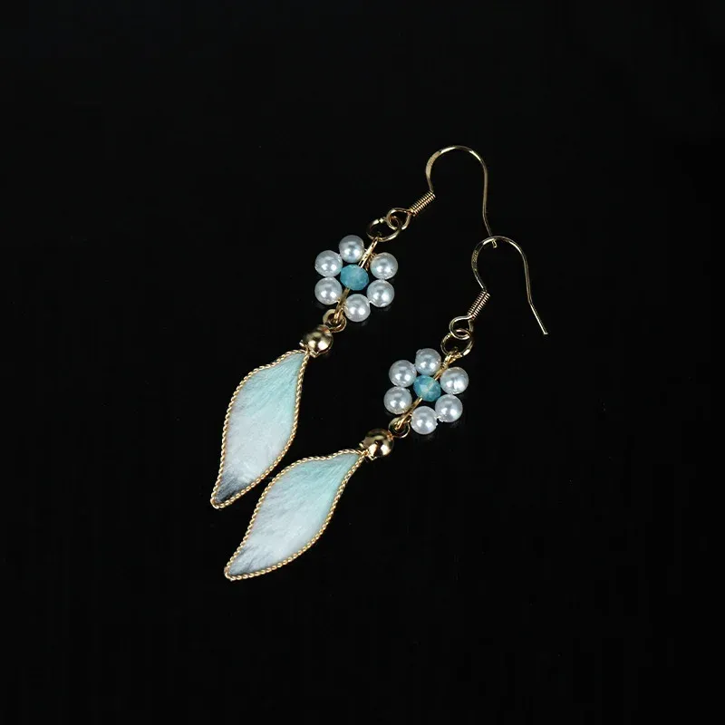 Handcrafted Ronghua Leaf & Shell Pearl Flower Earrings – Growth & Renewal Blessings