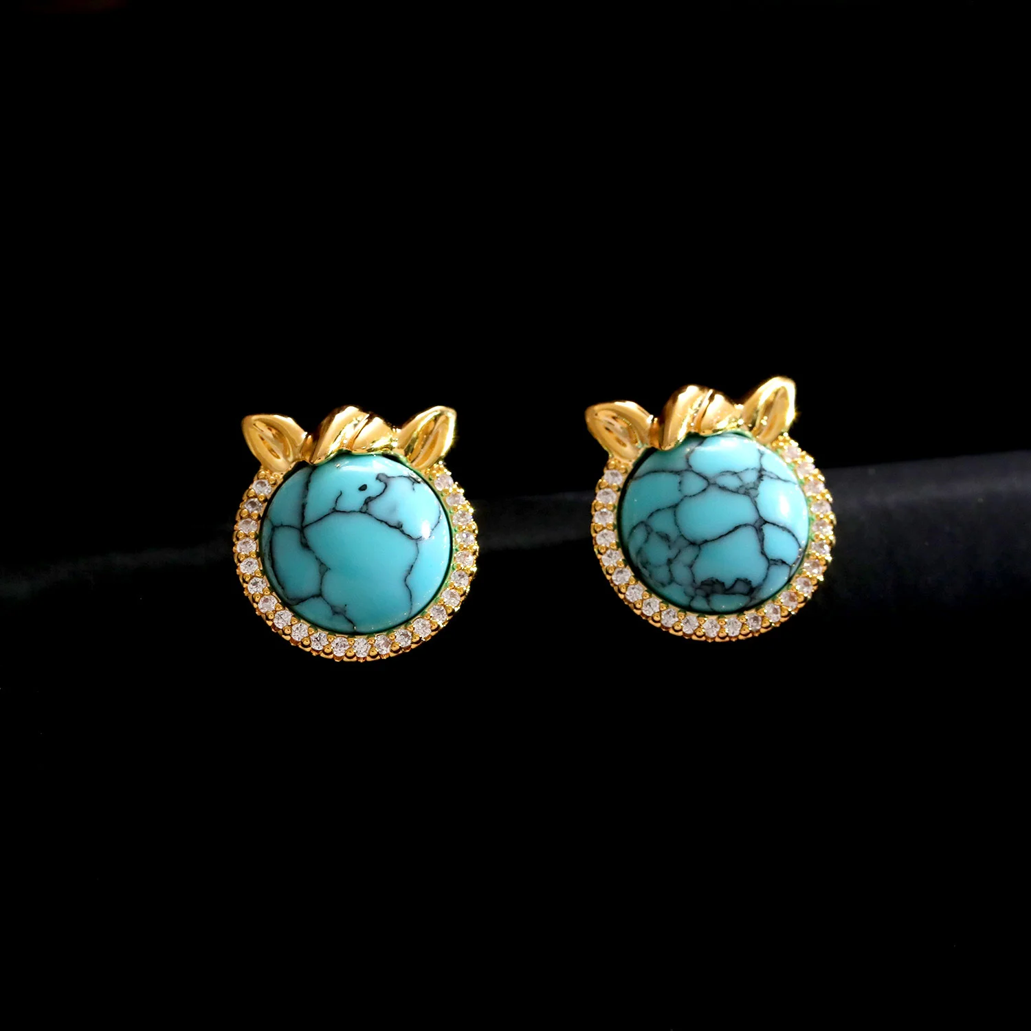Horse-Ear Shaped Copper Turquoise Balance Earrings