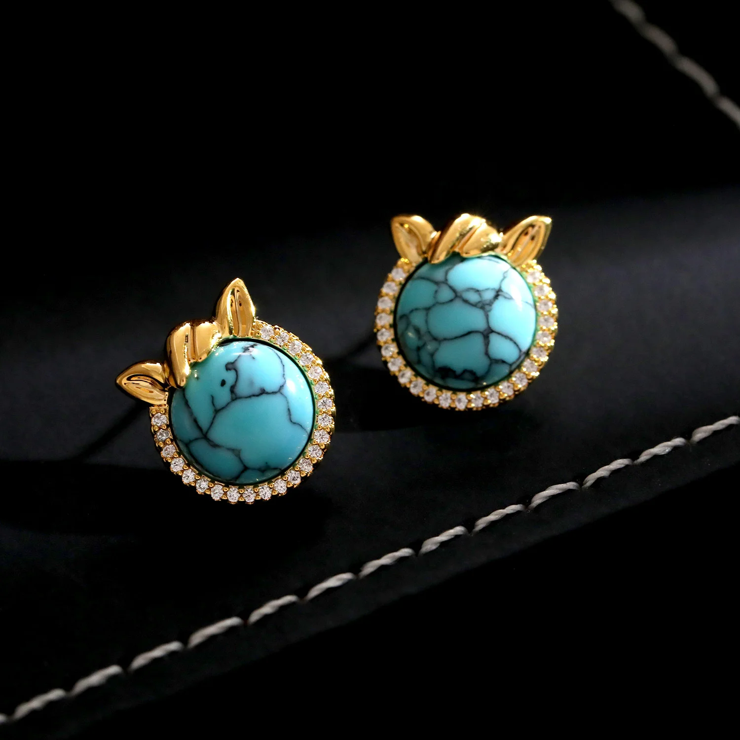 Horse-Ear Shaped Copper Turquoise Balance Earrings