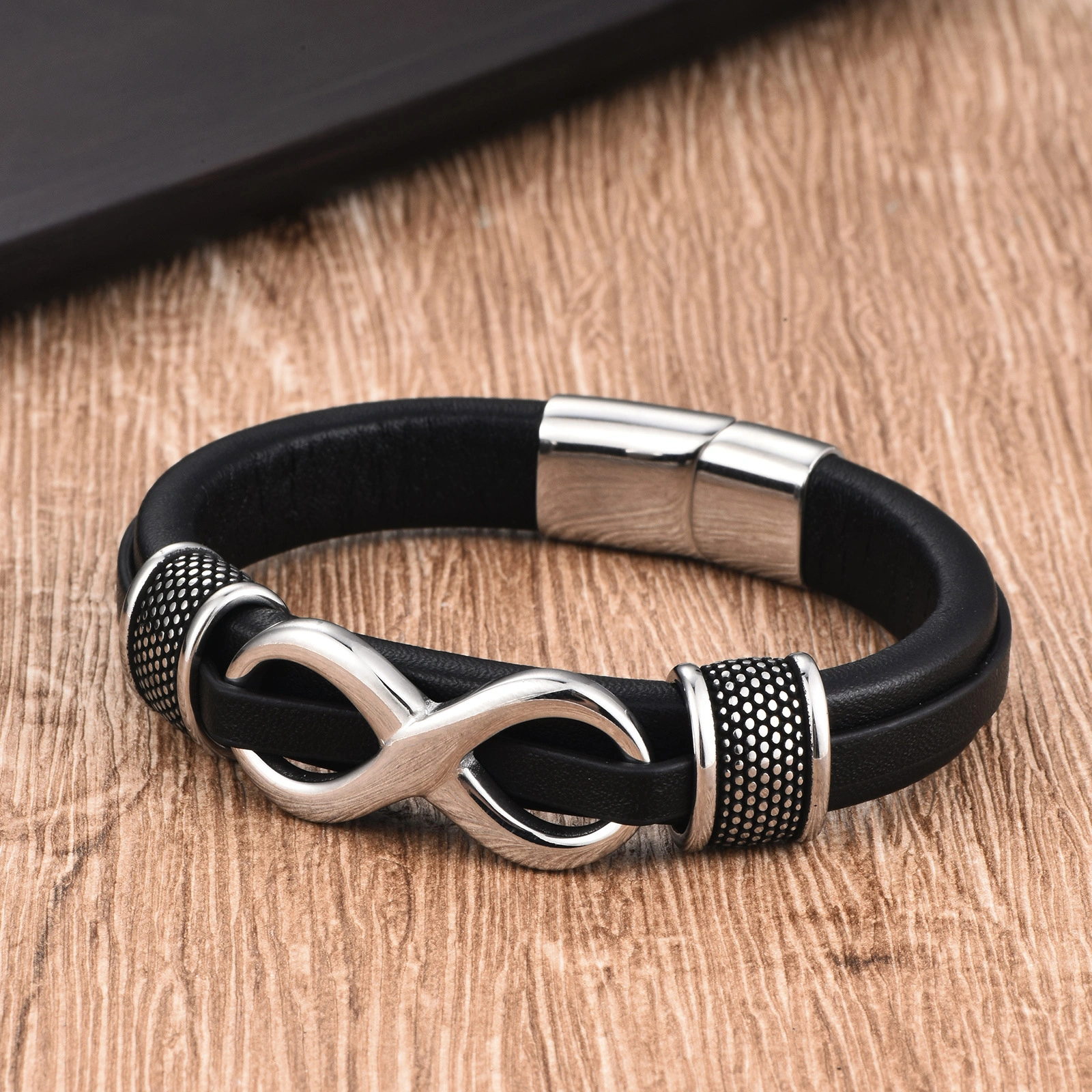 Men’s Infinity Symbol Leather Bracelet with Magnetic Clasp – Meaningful Gift for Him