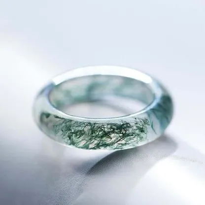 Moss Agate Ring – Green Botanical Patterns for Growth & Grounding