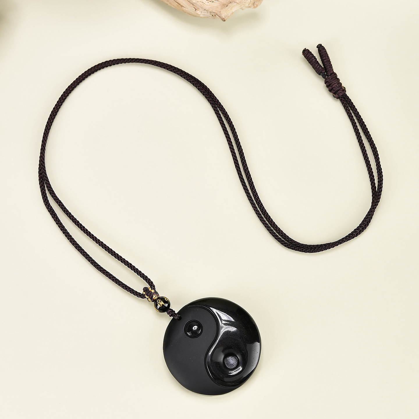Obsidian Tai Chi Bagua Pendant – Spiritual Protection, Balance & Harmony