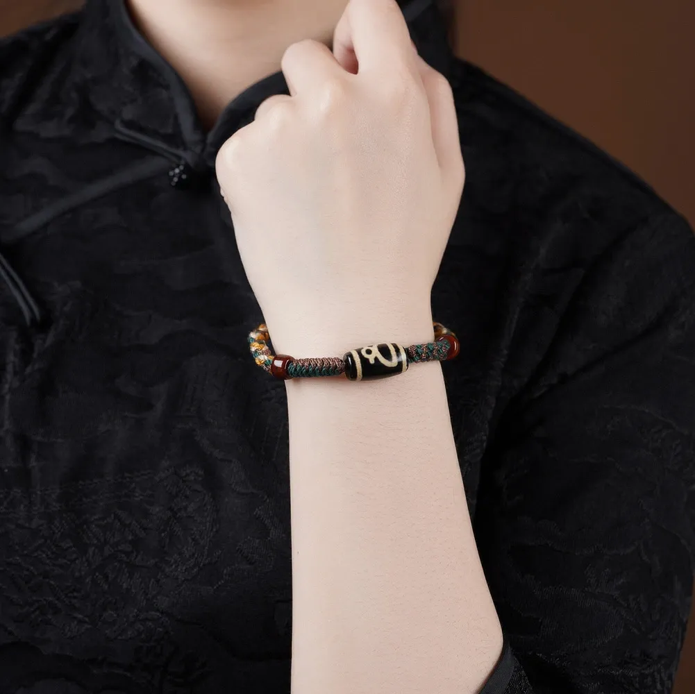 Tibetan-Style Agate Wealth Deity Dzi Bead Bracelet – Prosperity, Abundance & Spiritual Protection