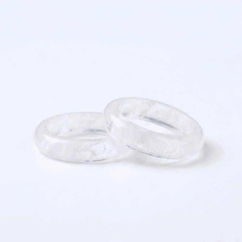 White Crystal Clear Quartz Ring – Energy Purification & Mental Clarity