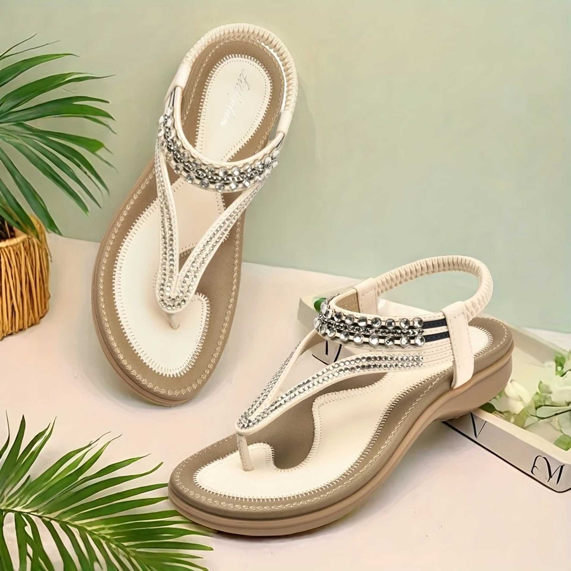 📢🔥 Last Day Promotion 70% OFF🔥Women's T-strap flat sandals with sparkling rhinestones