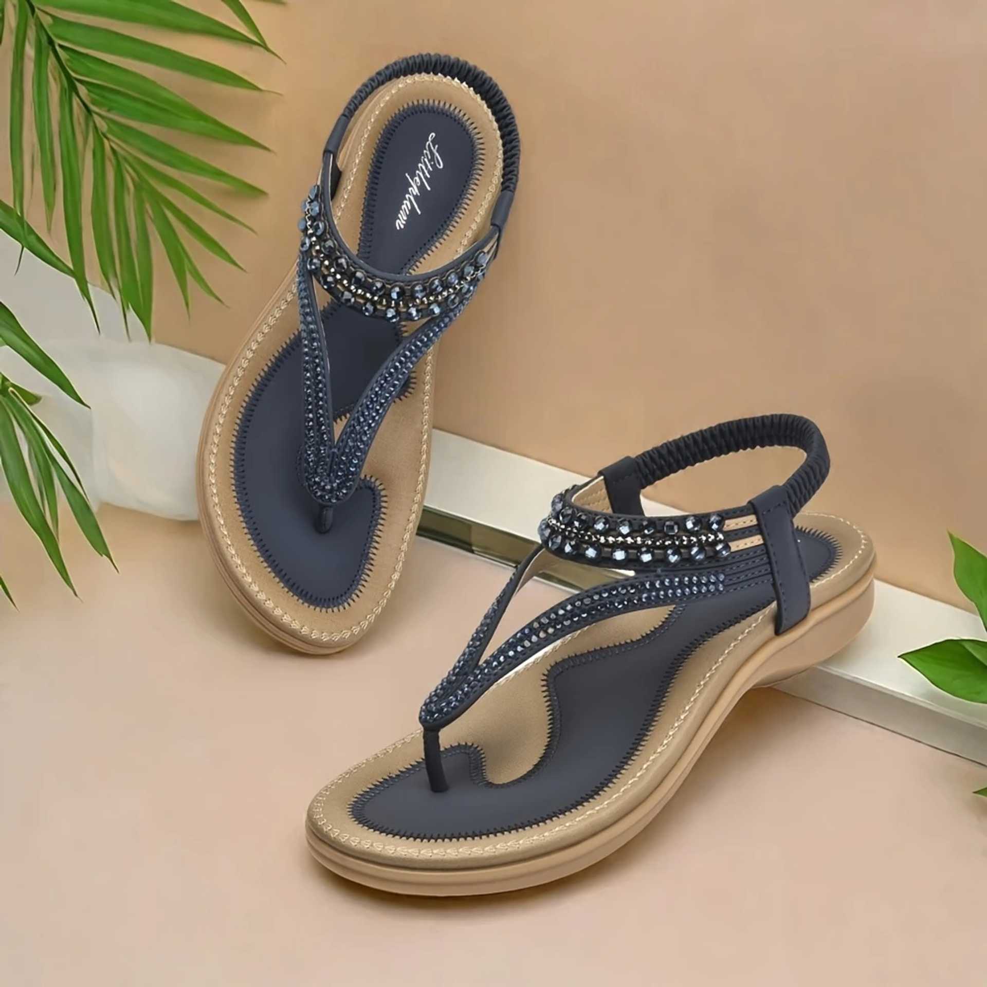 📢🔥 Last Day Promotion 70% OFF🔥Women's T-strap flat sandals with sparkling rhinestones