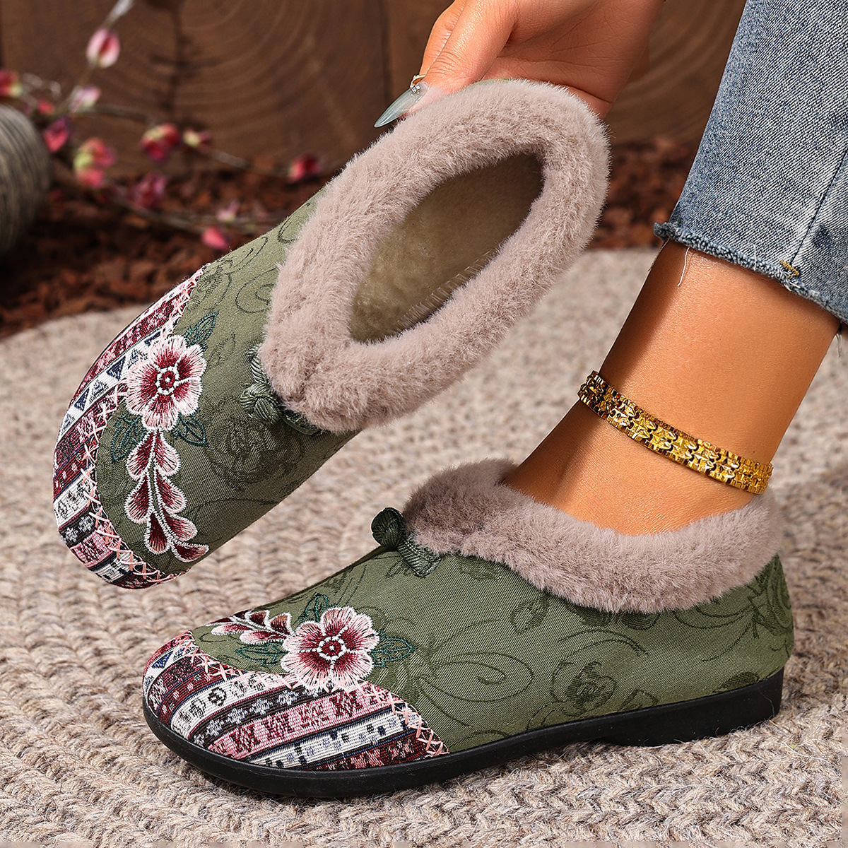 Women’s Warm Floral Winter Ankle Boots – Cozy, Lightweight & Non-Slip Everyday Shoes