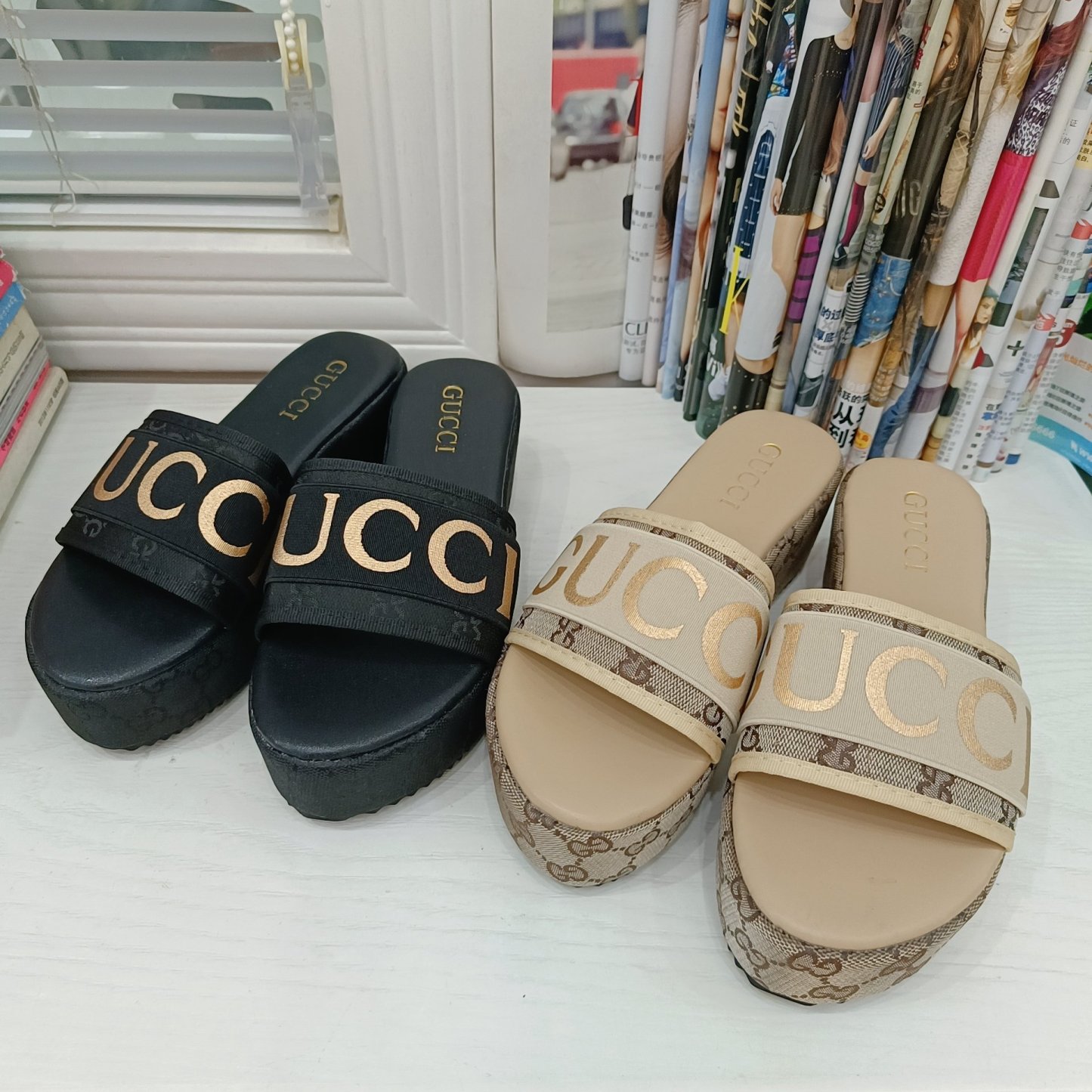 WOMEN'S PLATFORM SLIDE SANDAL