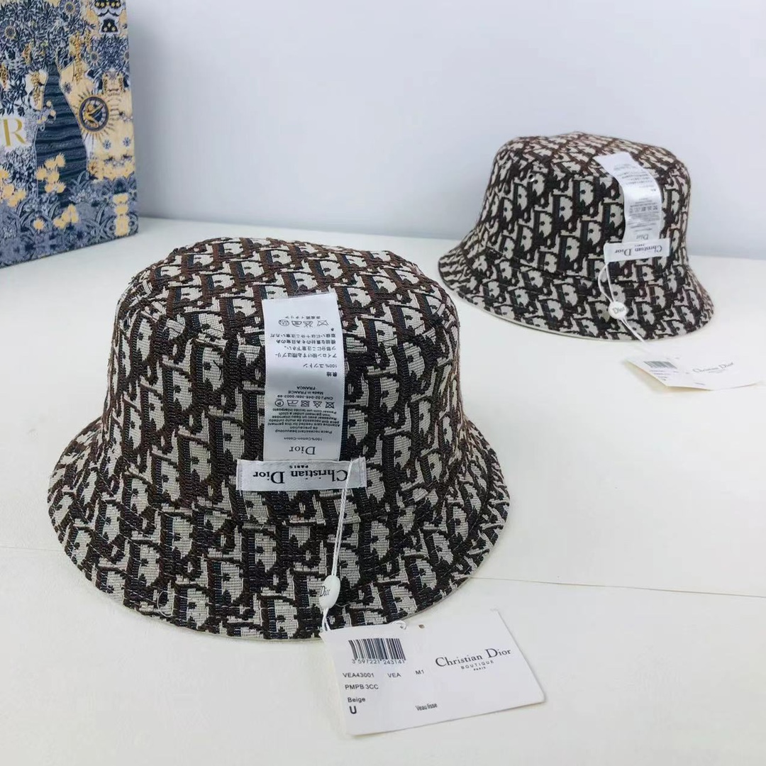 Oblique Reversible Teddy-D Brim Bucket Hat