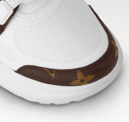 WOMEN'S Archlight Sneaker