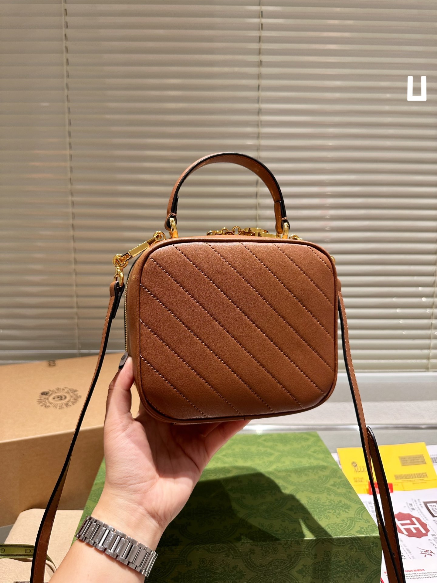 BLONDIE TOP HANDLE BAG