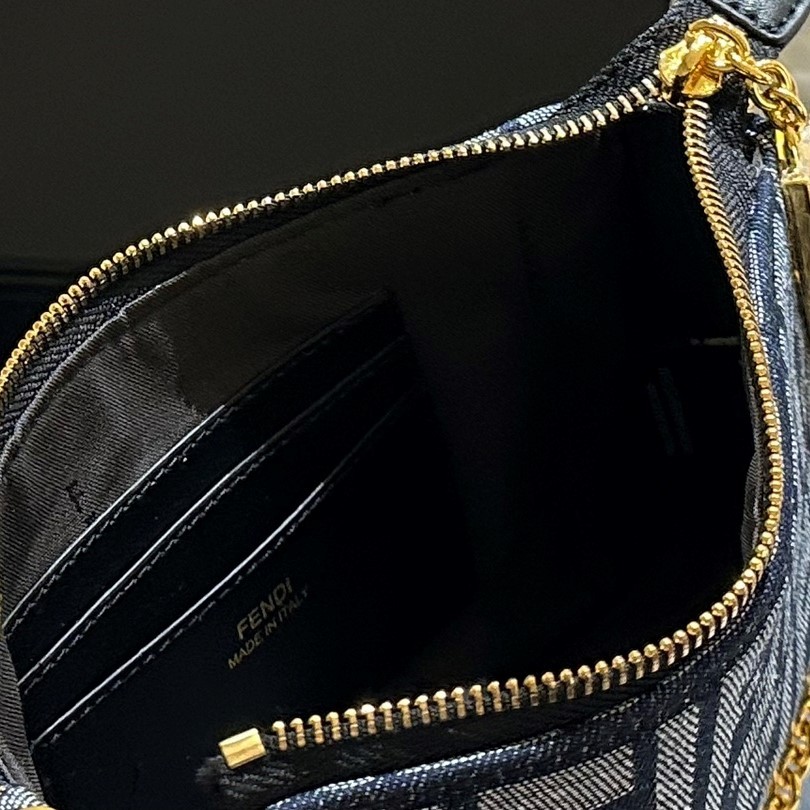 Baguette Pouch