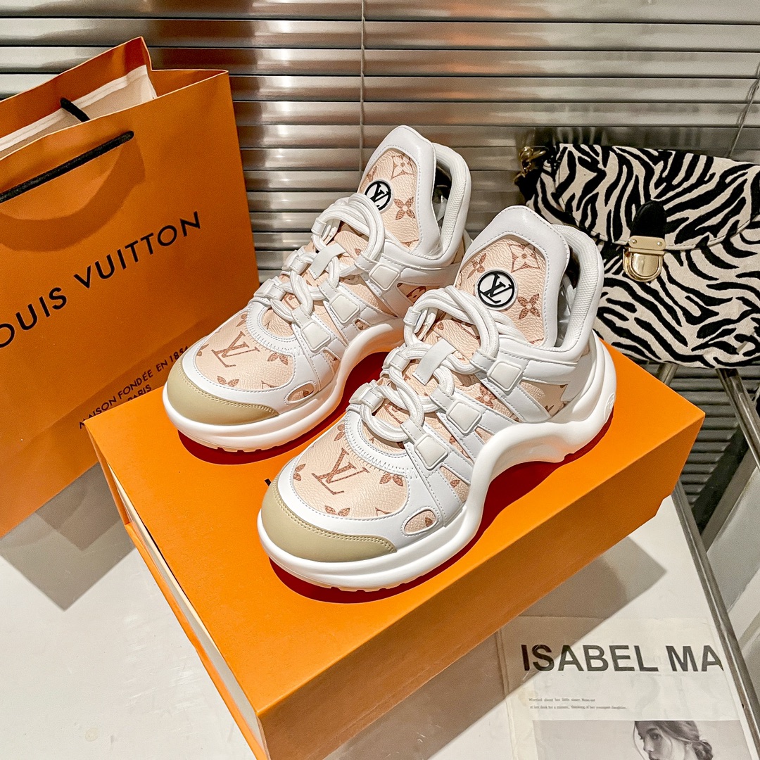 Women's Archlight Sneaker