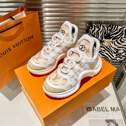 Women's Archlight Sneaker