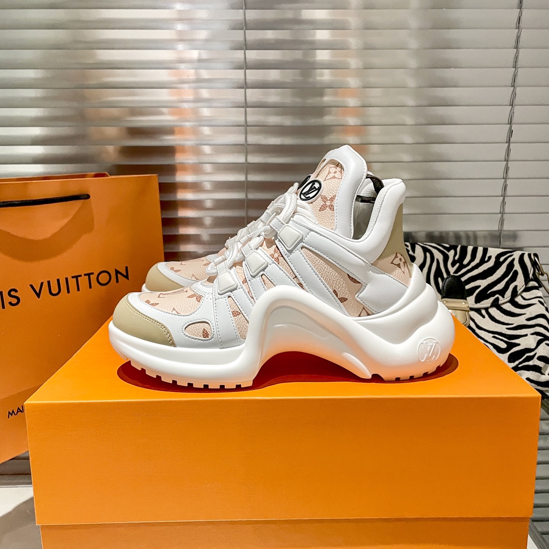 Women's Archlight Sneaker