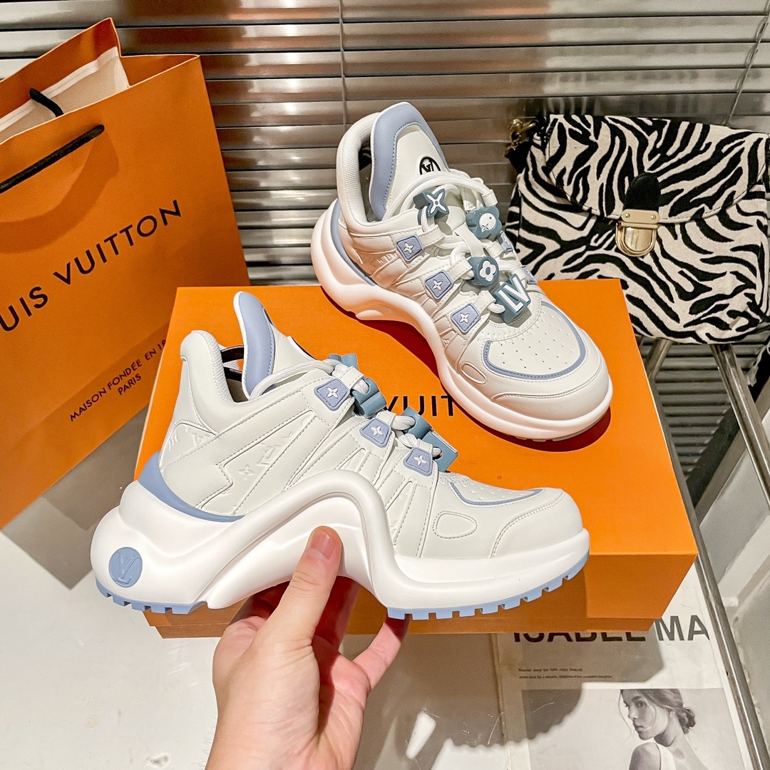 Women's Archlight Sneaker