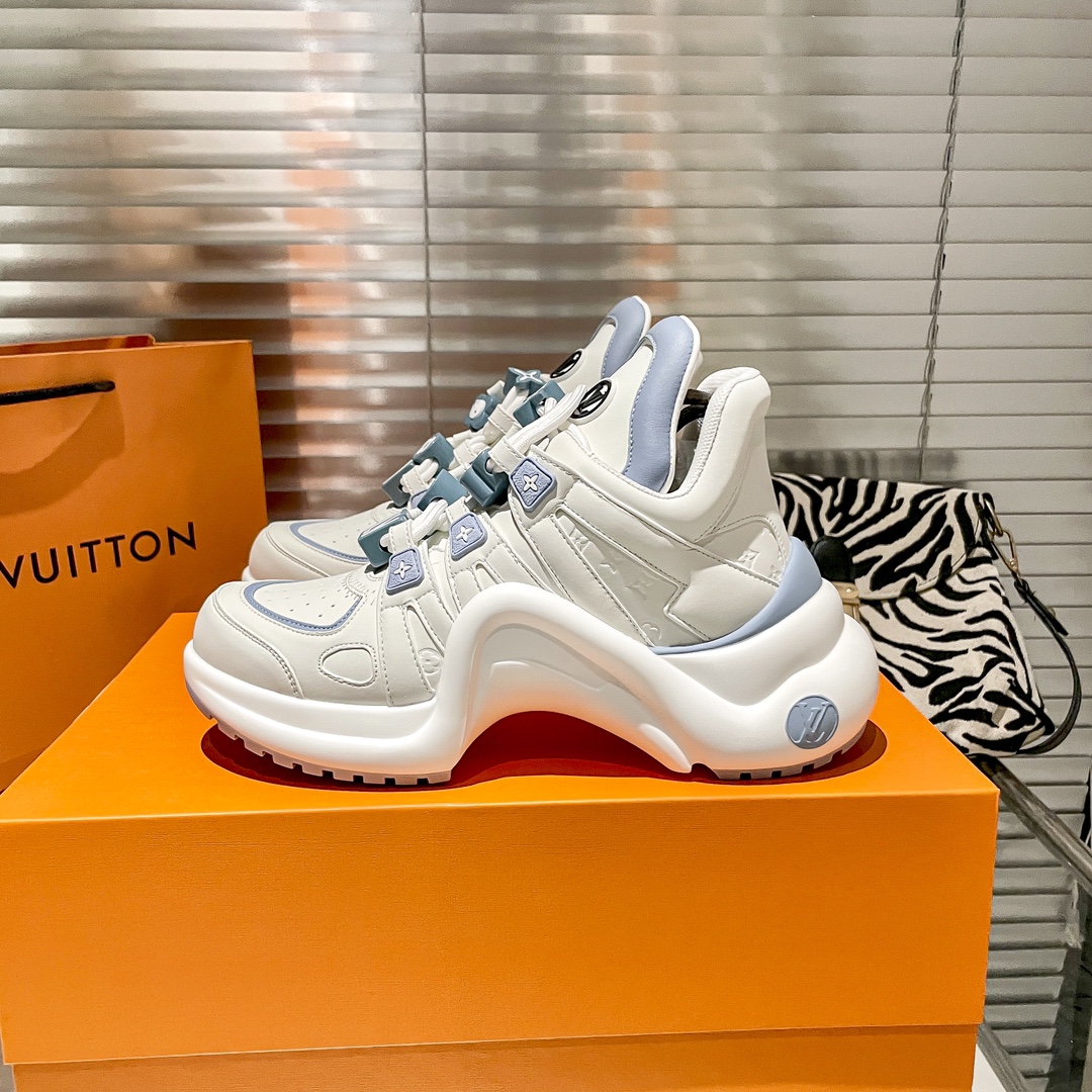 Women's Archlight Sneaker