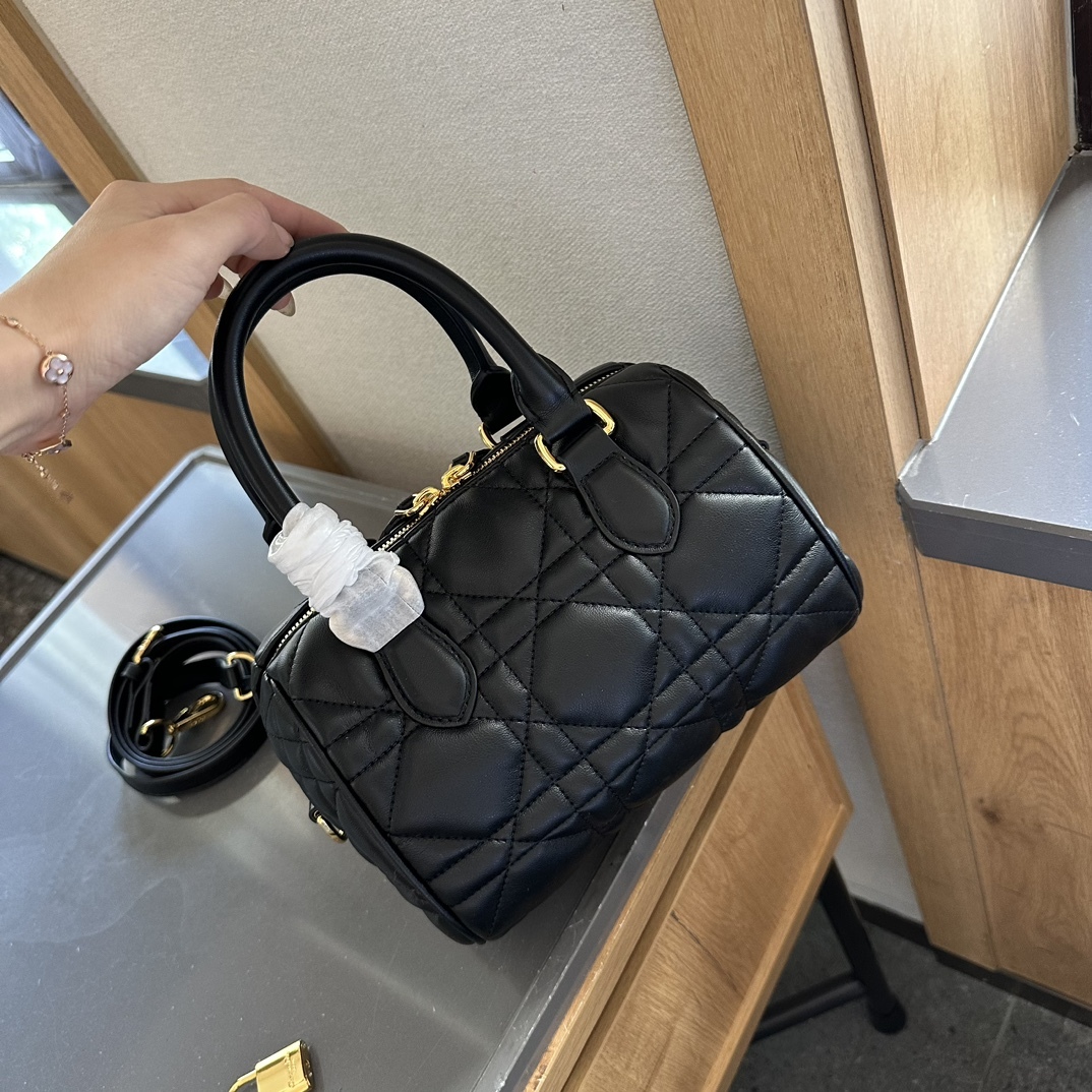 Groove 20 Bag